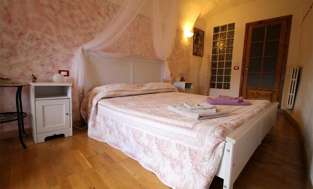 La Stregatta Bed & Breakfast Triora Exterior photo